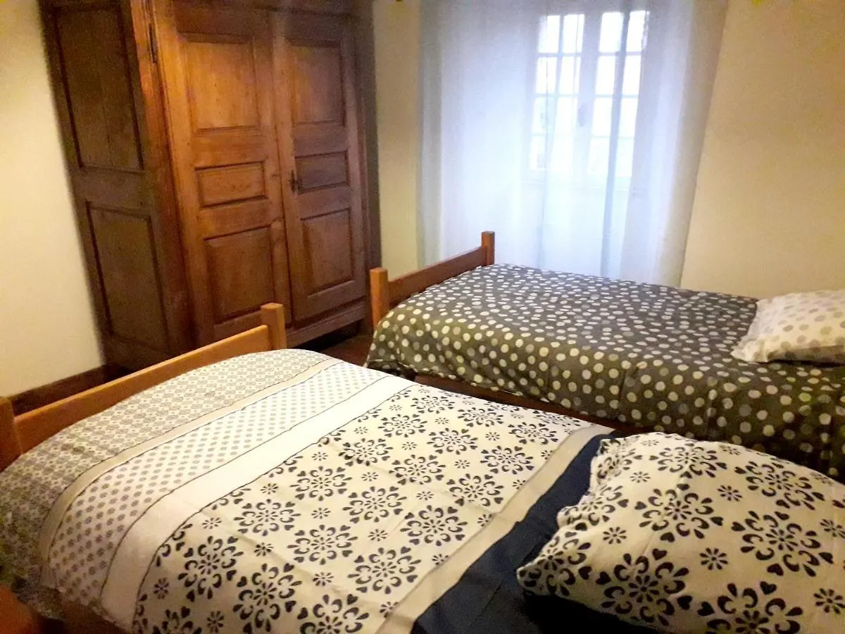 別荘 Maison De Charme Avec Jardin A Cubelles, Ideale En Famille
